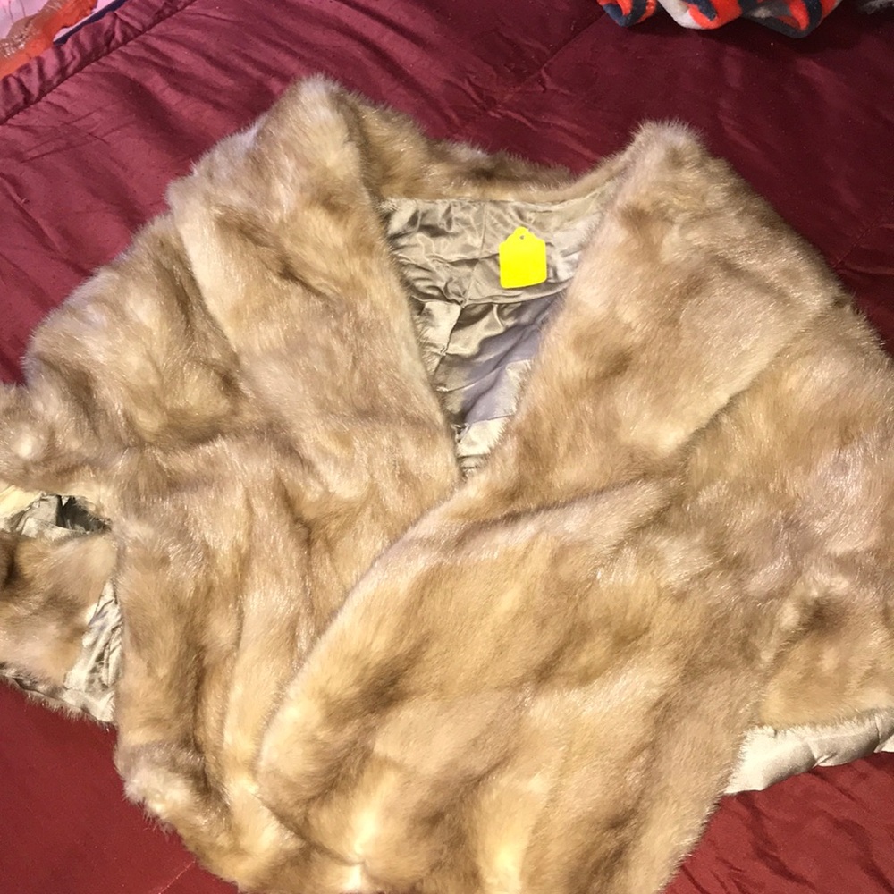 MINK STOLE/ Shrug w/ pockets